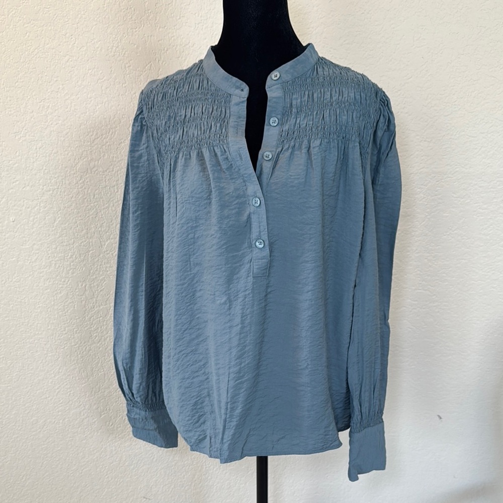 Women's Blue Button-Up Top